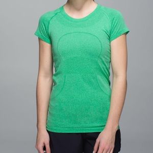 Lululemon Run Swiftly Tech Short Sleeve size 6